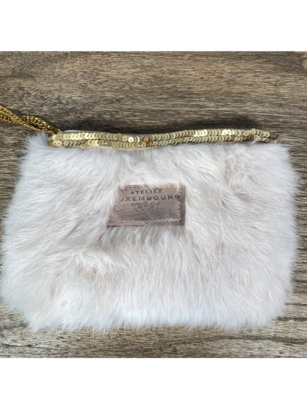 Atelier Luxembourg Fur Clutch with Sequined Opening Light Pink - Picture 2 of 4